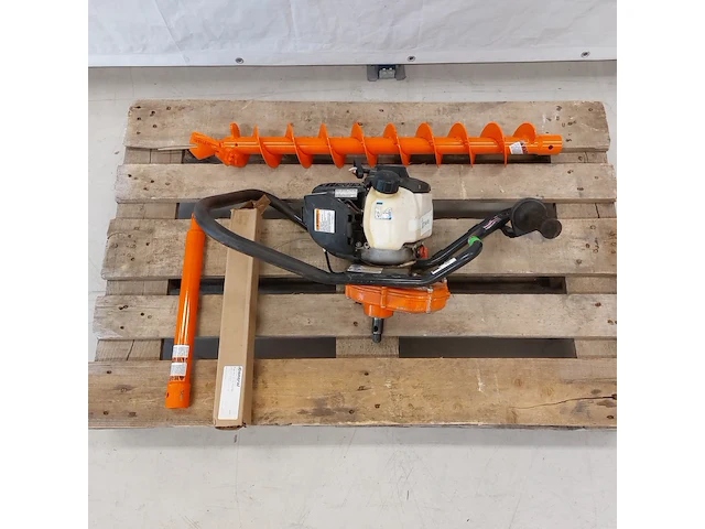 Grondboormachine 1-persoons - benzine general equipment, m240h, bouwjaar 2019 - afbeelding 2 van  9