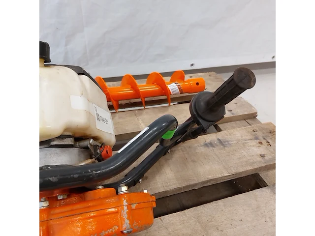 Grondboormachine 1-persoons - benzine general equipment, m240h, bouwjaar 2019 - afbeelding 4 van  9