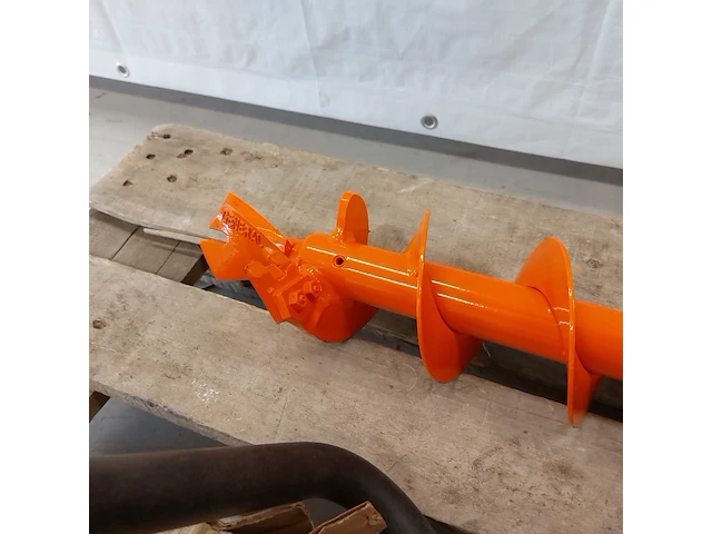 Grondboormachine 1-persoons - benzine general equipment, m240h, bouwjaar 2019 - afbeelding 9 van  9