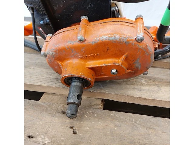 Grondboormachine 1-persoons - benzine general equipment, m240h, bouwjaar 2019 - afbeelding 6 van  9