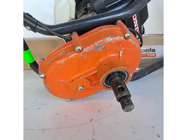 Grondboormachine 1-persoons - benzine general equipment, m240h, bouwjaar 2019 - afbeelding 4 van  9
