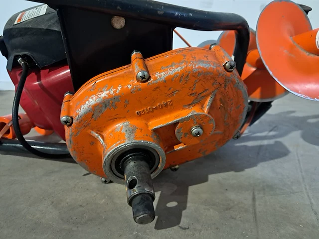 Grondboormachine 1-persoons benzine general equipment, m240, bouwjaar 2016 - afbeelding 8 van  9