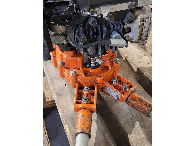 Grondboormachine benzine 2-mans general equipment, m235h, bouwjaar 2017 - afbeelding 2 van  11