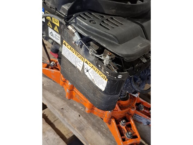 Grondboormachine benzine 2-mans general equipment, m235h, bouwjaar 2017 - afbeelding 8 van  11