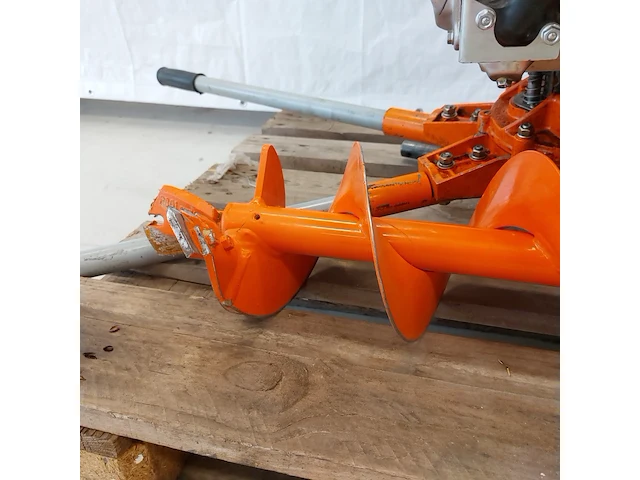Grondboormachine benzine 2-mans general equipment, m235h, bouwjaar 2019 - afbeelding 6 van  11