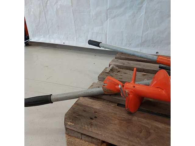 Grondboormachine benzine 2-mans general equipment, m235h, bouwjaar 2019 - afbeelding 8 van  11