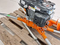 Grondboormachine benzine 2-mans general equipment, m235h, bouwjaar 2019 - afbeelding 10 van  11