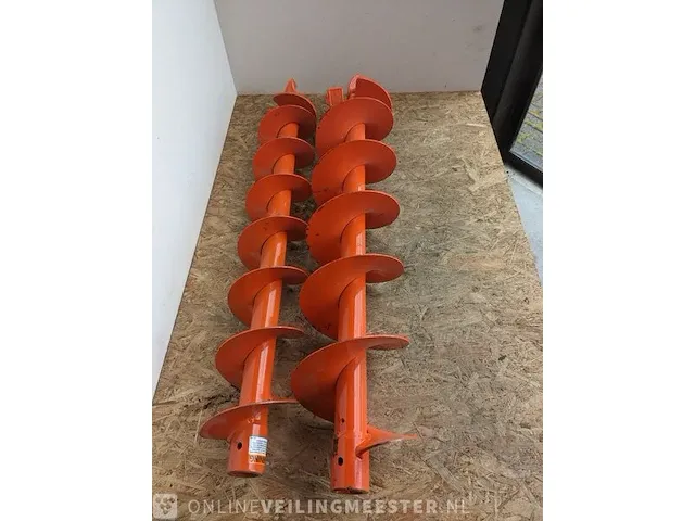 Grondboormachine met 2x boor general equipment, m240h, bouwjaar 2015 - afbeelding 2 van  13