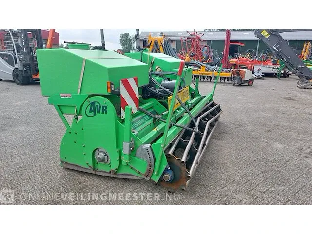 Grondfrees met spijlenrol avr, multivator hd - afbeelding 29 van  32