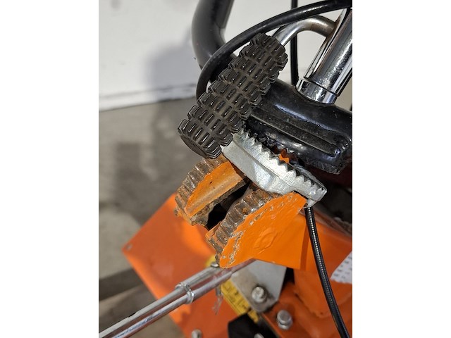 Grondfreesmachine - 5,5pk - benzine benassi, bl6000, bouwjaar 2022 - afbeelding 9 van  12