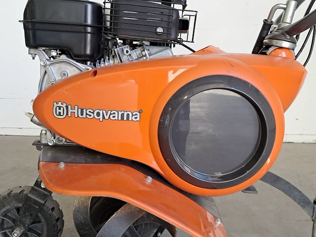 Grondfreesmachine - 5,5pk - benzine husqvarna, tf434, bouwjaar 2015 - afbeelding 4 van  9