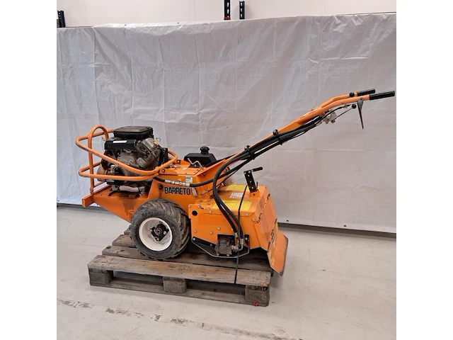 Grondfreesmachine 16pk benzine barreto, e1620b, bouwjaar 2011 - afbeelding 1 van  9