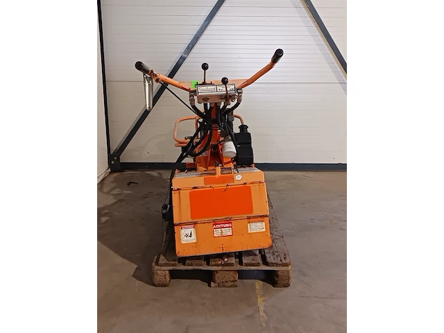Grondfreesmachine 16pk benzine barreto, e1620b, bouwjaar 2012 - afbeelding 10 van  17