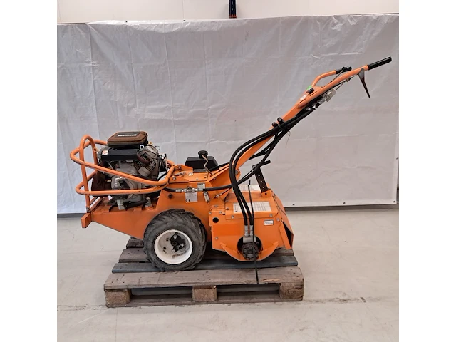 Grondfreesmachine 16pk benzine barreto, e1620b, bouwjaar 2017 - afbeelding 1 van  11