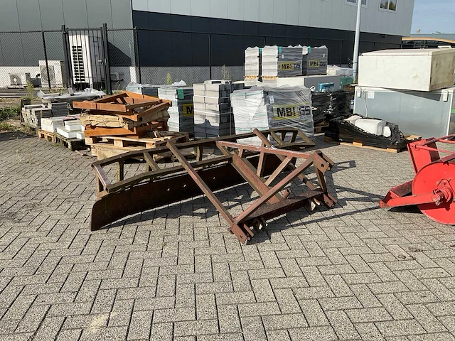 Grondschuif - afbeelding 2 van  6