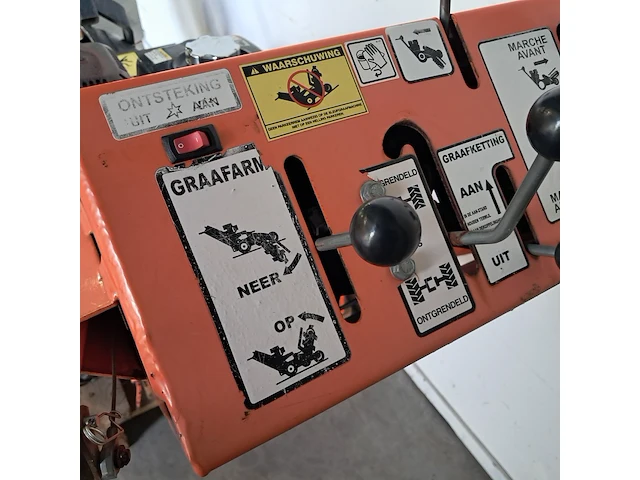 Grondsleuvenfrees 60cm benzine, barreto, e1330d-4c, 2015 - afbeelding 21 van  23
