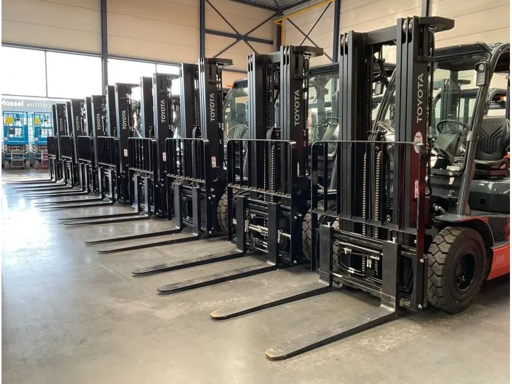 Grondverzetmachines en intern transport