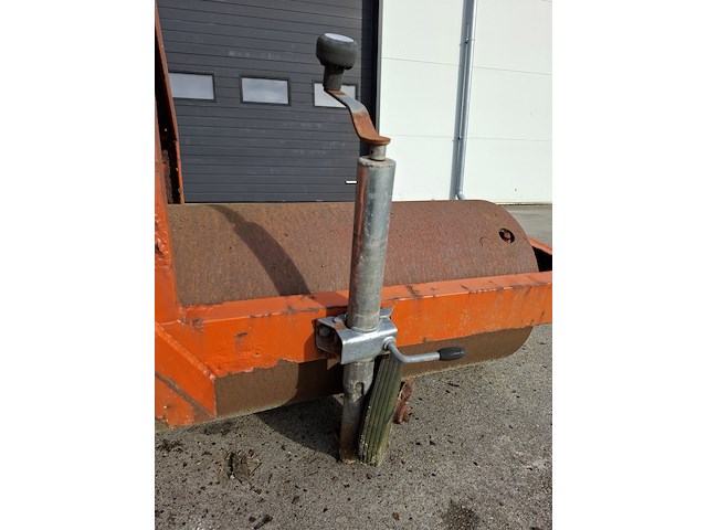 Grondwals/landrol - afbeelding 5 van  7