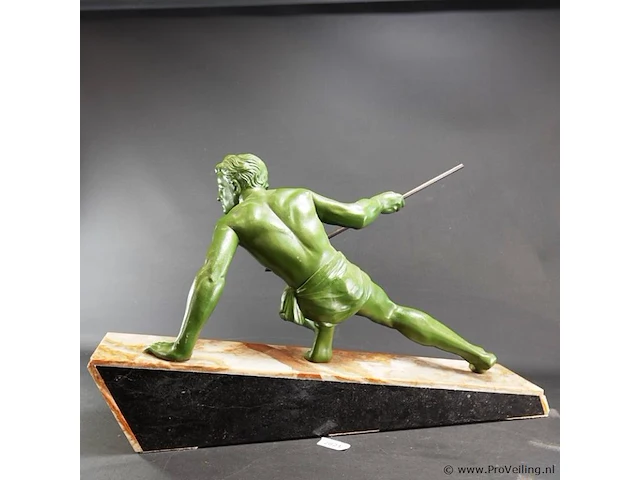Groot art deco (1920-1930 fauw brons gegoten beeld van een krijger - afbeelding 3 van  5