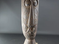 Groot staand houten masker - afbeelding 4 van  5
