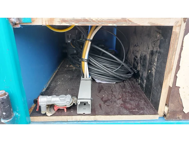 Groot waterorgel met geautomatiseerde waterspellen, op trailer floor, bouwjaar 2014 (orgel) en 1995 (trailer) - afbeelding 16 van  89