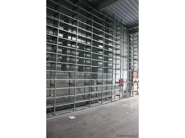Grootvakstelling 9 rijen met vakken - 900x50x600cm - afbeelding 2 van  2