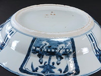 Grote diepe chinees porseleinen schotel - afbeelding 5 van  5