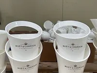 Grote en kleine koelers en glazen moët chandon, wit - afbeelding 6 van  7