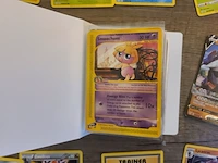 Grote gevarieerde pokémon kaartenset met zeldzame kaarten en verzamelmap - afbeelding 16 van  18