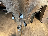 Grote glazen vaas met pluimen - afbeelding 4 van  5