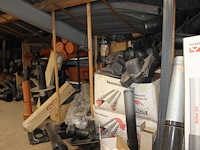 Grote hoeveelheid ventilatiepijpen, ontluchtingspijpen, hulpstukken, ondervorsten en dakdoorvoeren in diver... - afbeelding 1 van  9