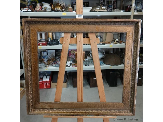 Grote klassieke houten lijst binnenmaat 51x60cm - afbeelding 2 van  5