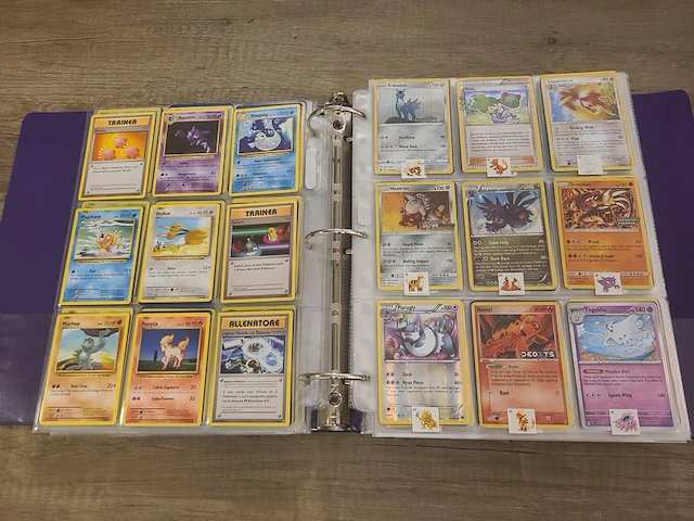 Grote map gevuld met (zeldzame) pokémon kaarten + gevulde deckbox - afbeelding 9 van  67