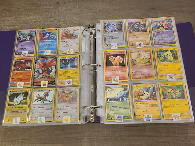 Grote map gevuld met (zeldzame) pokémon kaarten + gevulde deckbox - afbeelding 10 van  67