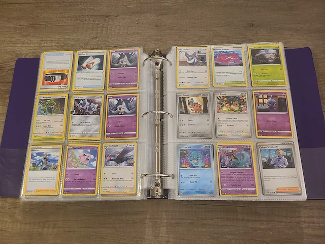 Grote map gevuld met (zeldzame) pokémon kaarten + gevulde deckbox - afbeelding 25 van  67