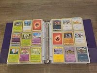 Grote map gevuld met (zeldzame) pokémon kaarten + gevulde deckbox - afbeelding 29 van  67