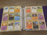 Grote map gevuld met (zeldzame) pokémon kaarten + gevulde deckbox - afbeelding 43 van  67
