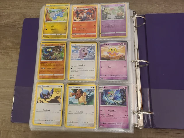 Grote map gevuld met (zeldzame) pokémon kaarten + gevulde deckbox - afbeelding 61 van  67