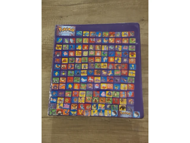 Grote map gevuld met (zeldzame) pokémon kaarten + gevulde deckbox - afbeelding 62 van  67