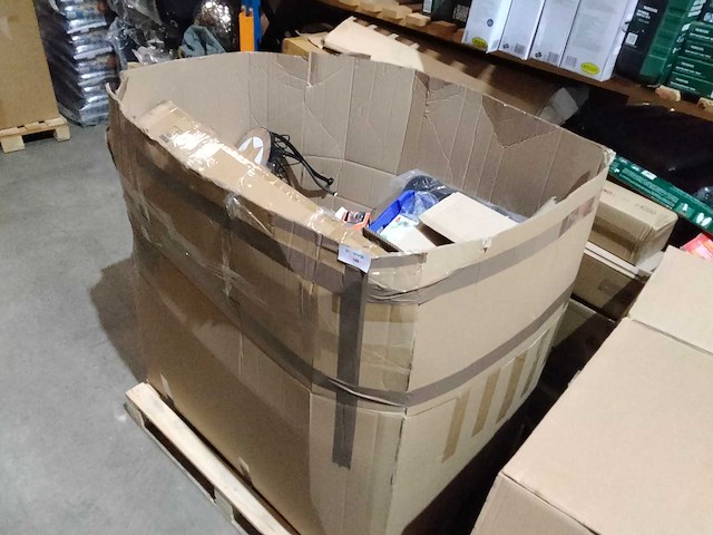 Grote mixpallet met diverse artikelen - afbeelding 2 van  7