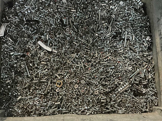 Grote partij bouten, moeren & ringen - afbeelding 2 van  4