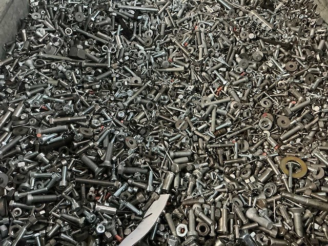 Grote partij bouten, moeren & ringen - afbeelding 3 van  4