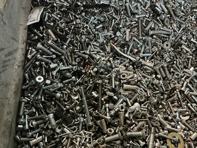 Grote partij bouten, moeren & ringen - afbeelding 4 van  4