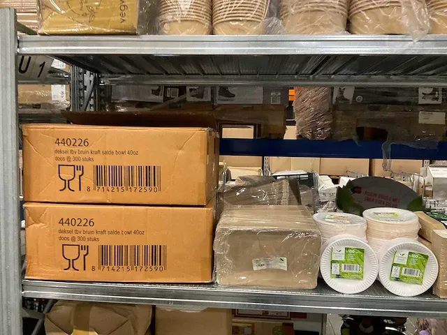 Grote partij disposables - afbeelding 16 van  22