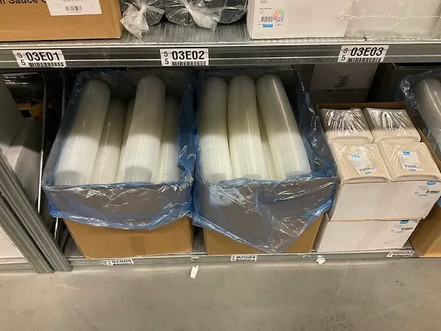 Grote partij disposables - afbeelding 8 van  24