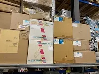 Grote partij disposables - afbeelding 10 van  24