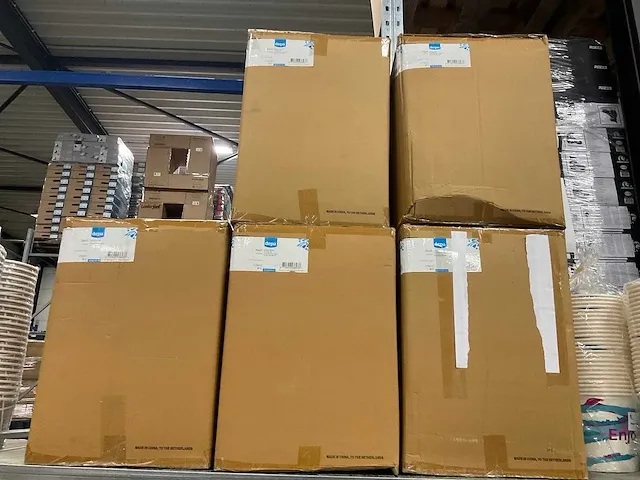 Grote partij disposables - afbeelding 8 van  15