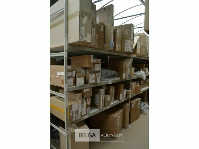 Grote partij elektronica onderdelen - afbeelding 11 van  26