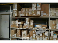 Grote partij elektronica onderdelen - afbeelding 18 van  26