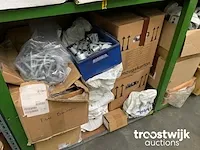 Grote partij installatie materiaal - afbeelding 19 van  63